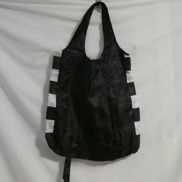 Black and White Lightweight Foldable Packable Handbag With Snap Fastener - Picture 1 of 16